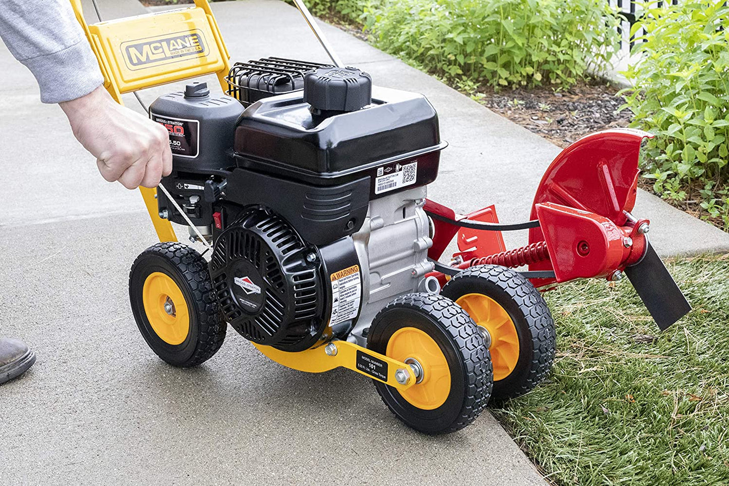 101-5.5GT-7Gas Powered Lawn Edger, 5.50 Gross Torque/3.5 B&S Engine 7′′ Wheels