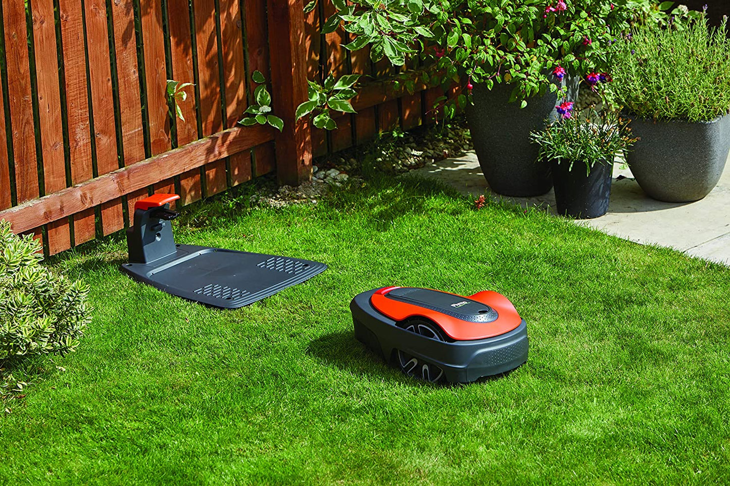 500 GO Robotic Lawn Mower