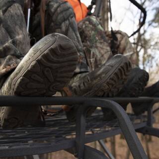 Lockdown 21 ft. 2-Man Ladder Treestand LD202E