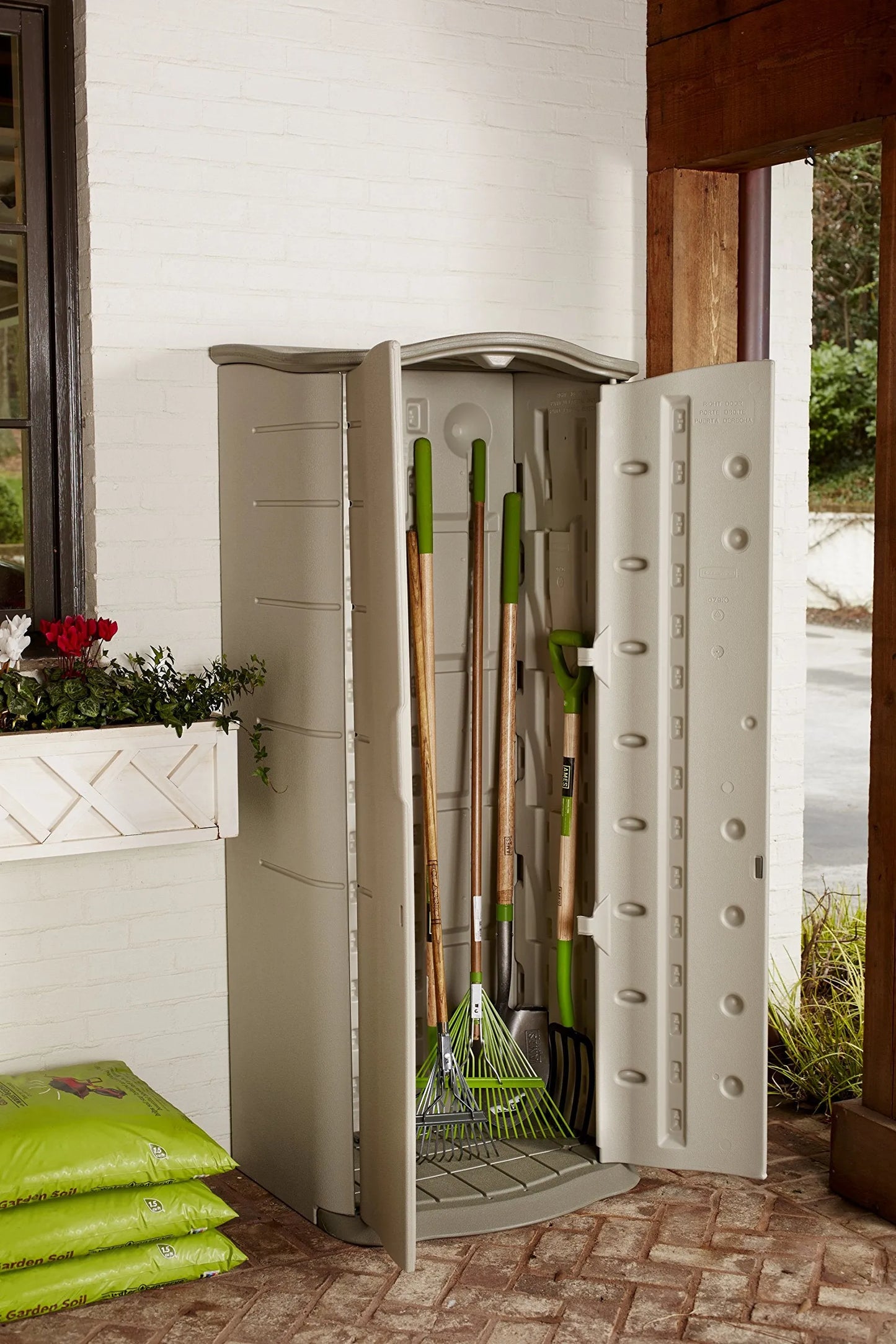 Rubbermaid Vertical Resin Weather Resistant Outdoor Storage Shed